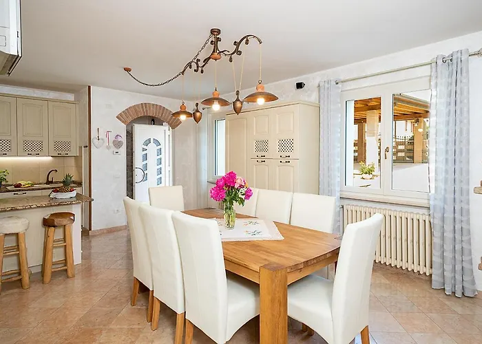 Rustico Petra - Regarda Travel