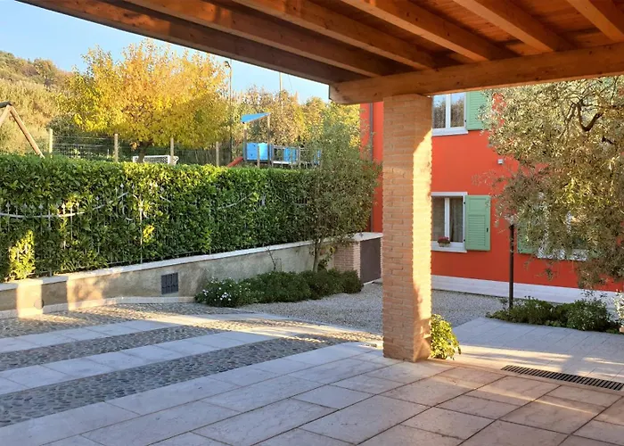 Ferienhaus Rustico Petra - Regarda Travel Bardolino