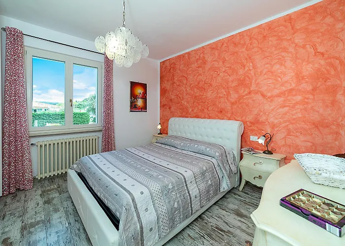 Rustico Petra - Regarda Travel Casa de Férias Bardolino